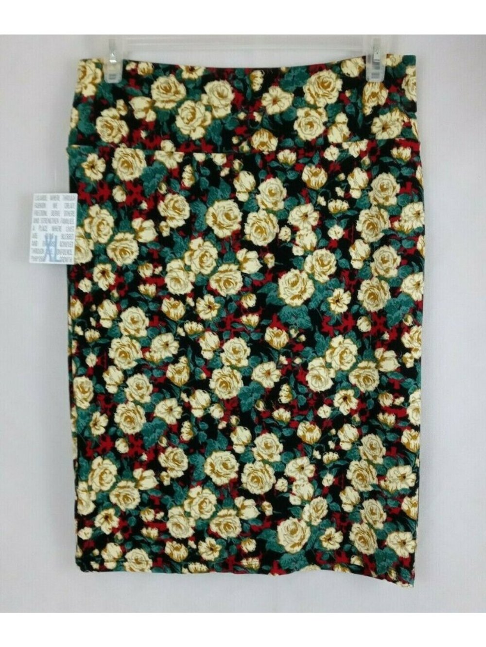 NWT LuLaRoe Cassie Pencil Skirt Black With Roses Design Size XL